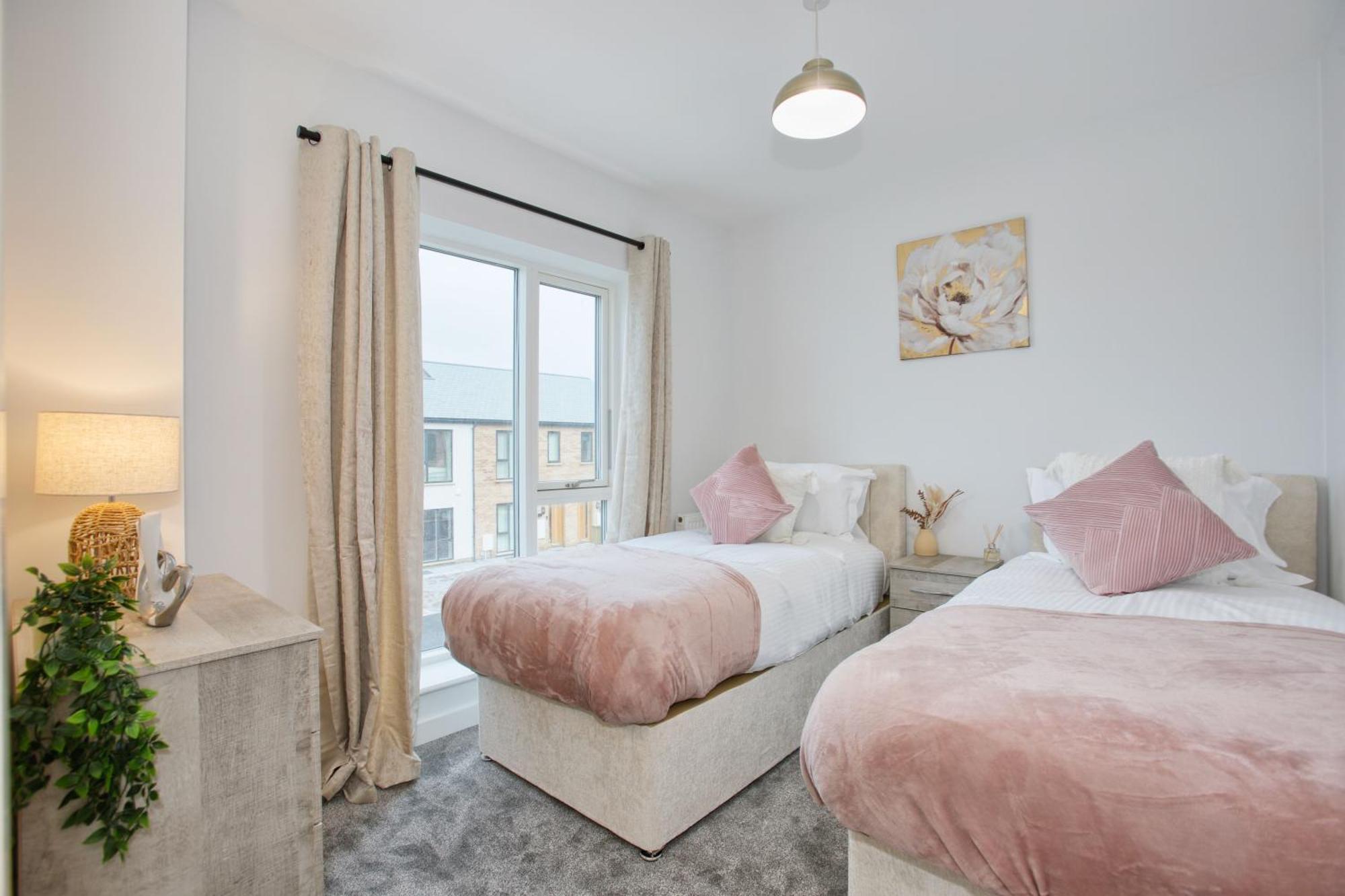 St Ives Bay - Immaculate Brand New 3Bed - Free Parking - Beach - Wifi Hayle Extérieur photo